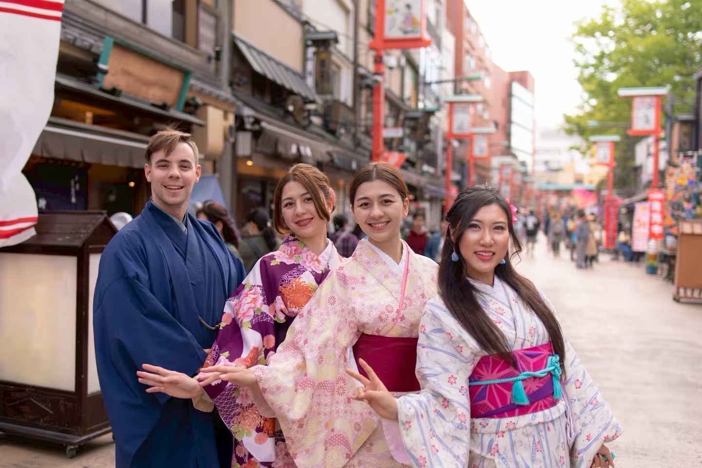 Asakusa Experience Tour (4 hrs) – Private Guide & Photos